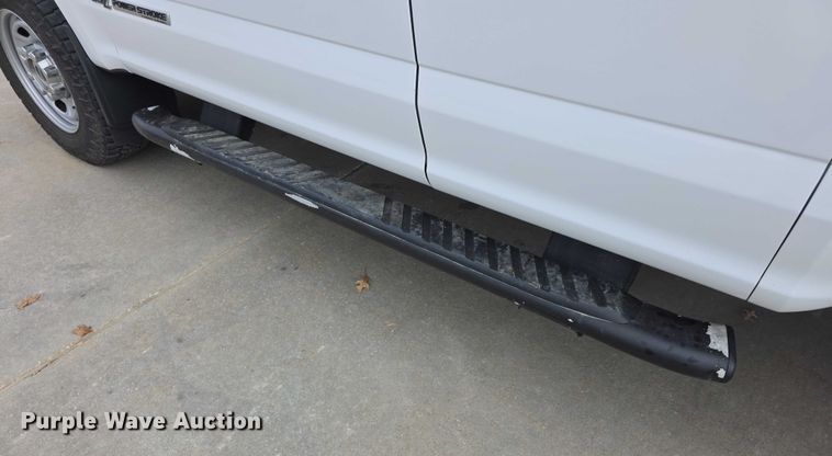 image for item FI0721 2017 Ford F250 Super Duty SuperCab pickup truck