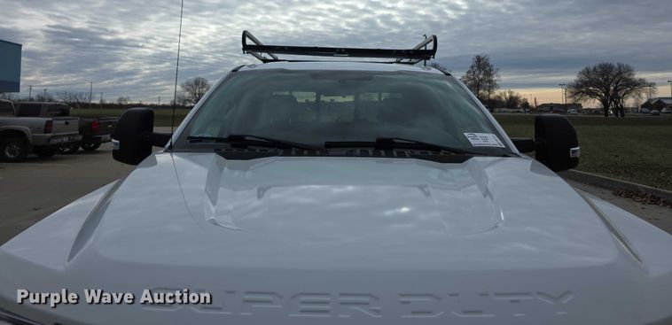 image for item FI0721 2017 Ford F250 Super Duty SuperCab pickup truck