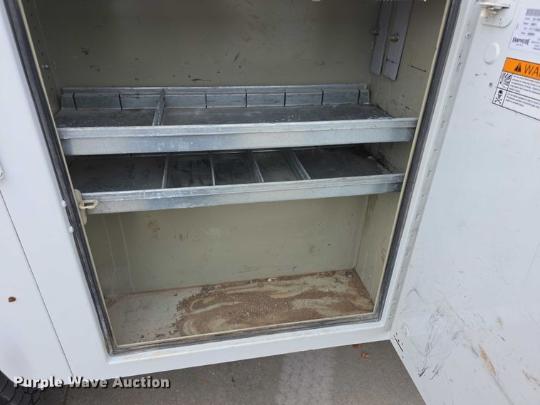 image for item FI0721 2017 Ford F250 Super Duty SuperCab pickup truck