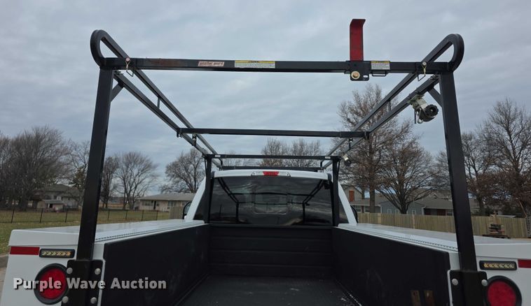 image for item FI0721 2017 Ford F250 Super Duty SuperCab pickup truck