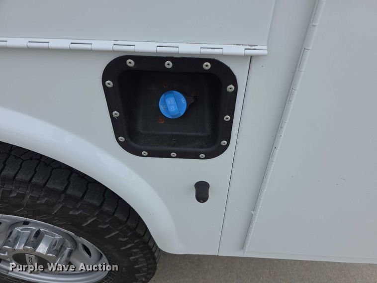 image for item FI0721 2017 Ford F250 Super Duty SuperCab pickup truck