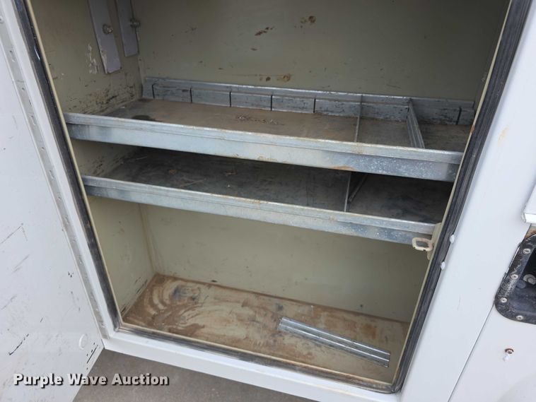 image for item FI0721 2017 Ford F250 Super Duty SuperCab pickup truck