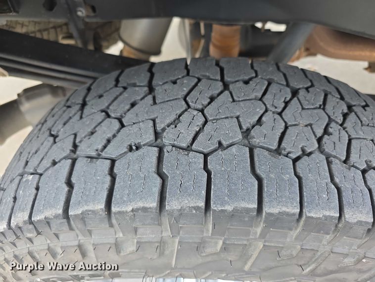 image for item FI0721 2017 Ford F250 Super Duty SuperCab pickup truck