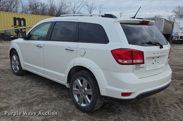 image for item FI0722 2011 Dodge Journey R/T van