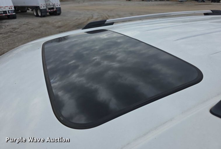 image for item FI0722 2011 Dodge Journey R/T van