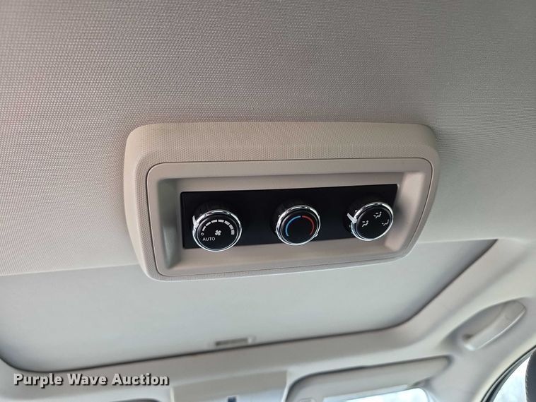 image for item FI0722 2011 Dodge Journey R/T van