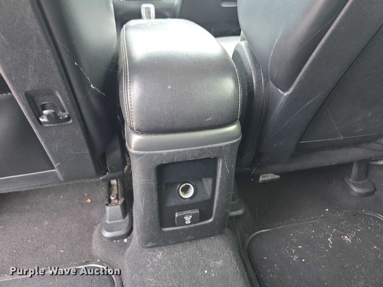 image for item FI0722 2011 Dodge Journey R/T van