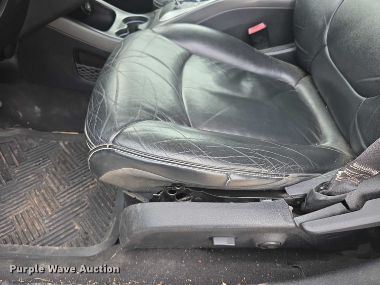 image for item FI0722 2011 Dodge Journey R/T van