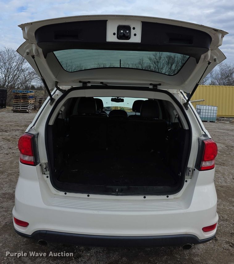 image for item FI0722 2011 Dodge Journey R/T van