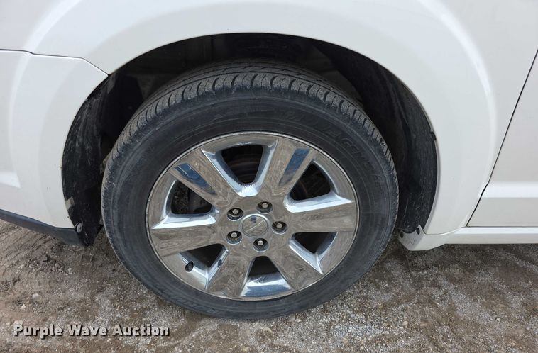image for item FI0722 2011 Dodge Journey R/T van