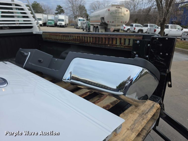 image for item FI0724 2015 Ford F250 Super Duty pickup truck