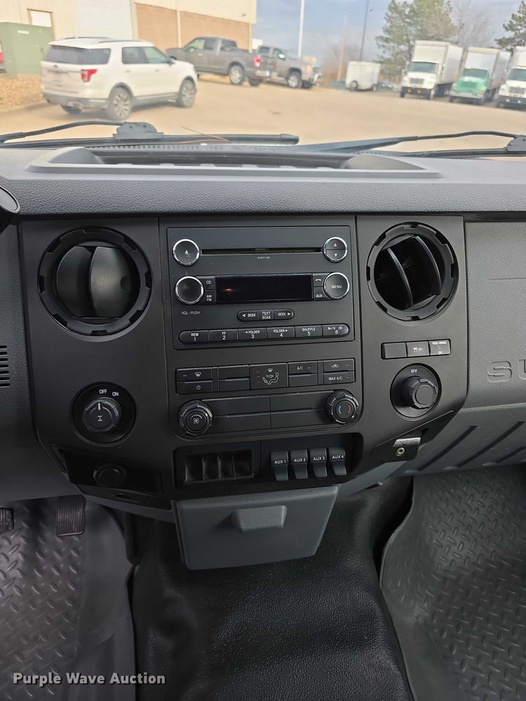 image for item FI0724 2015 Ford F250 Super Duty pickup truck