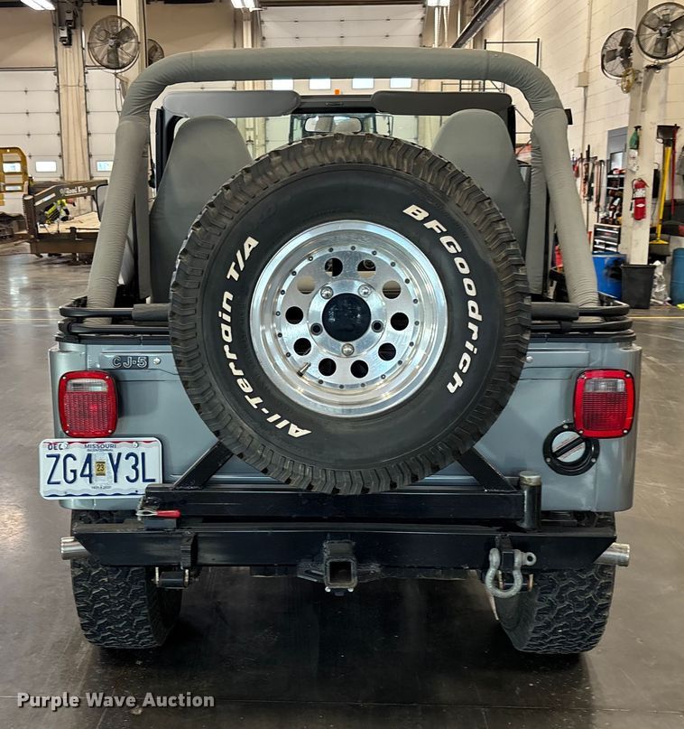 image for item FI1515 1977 Jeep CJ5 Renegade SUV