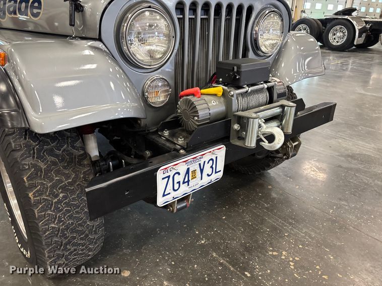 image for item FI1515 1977 Jeep CJ5 Renegade SUV