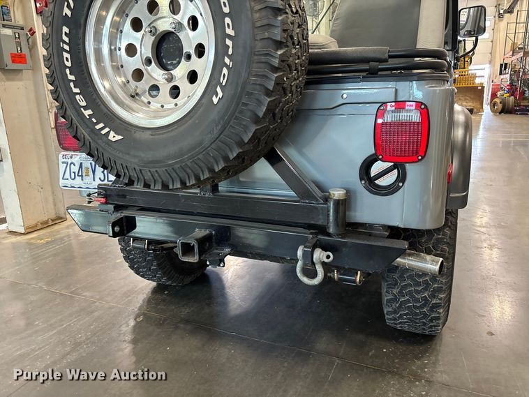 image for item FI1515 1977 Jeep CJ5 Renegade SUV