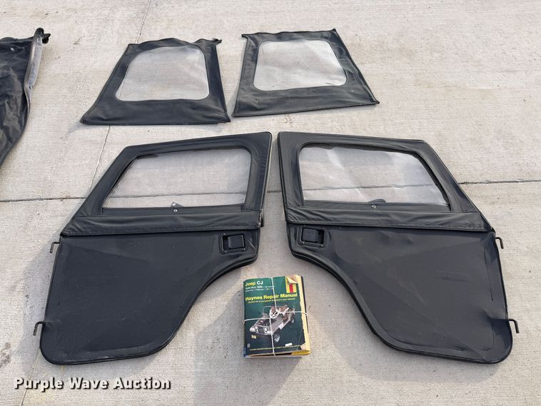 image for item FI1515 1977 Jeep CJ5 Renegade SUV