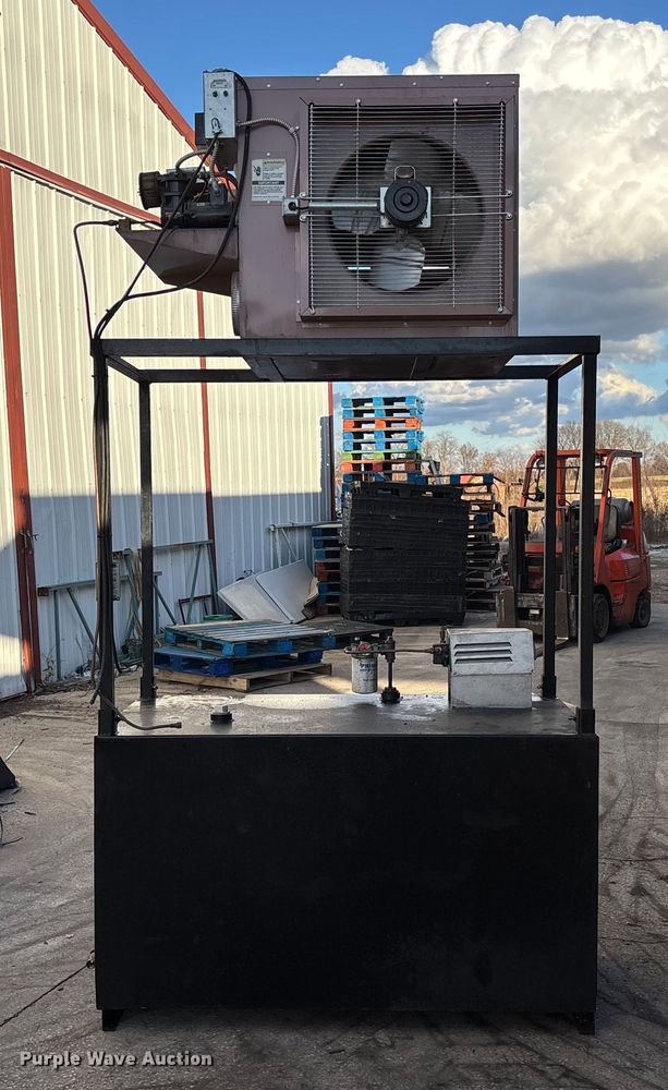 image for item FI1521 2004 Reznor RA140 waste oil heater