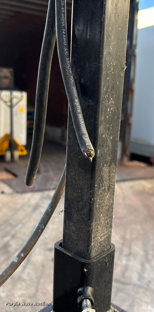 image for item FI1521 2004 Reznor RA140 waste oil heater