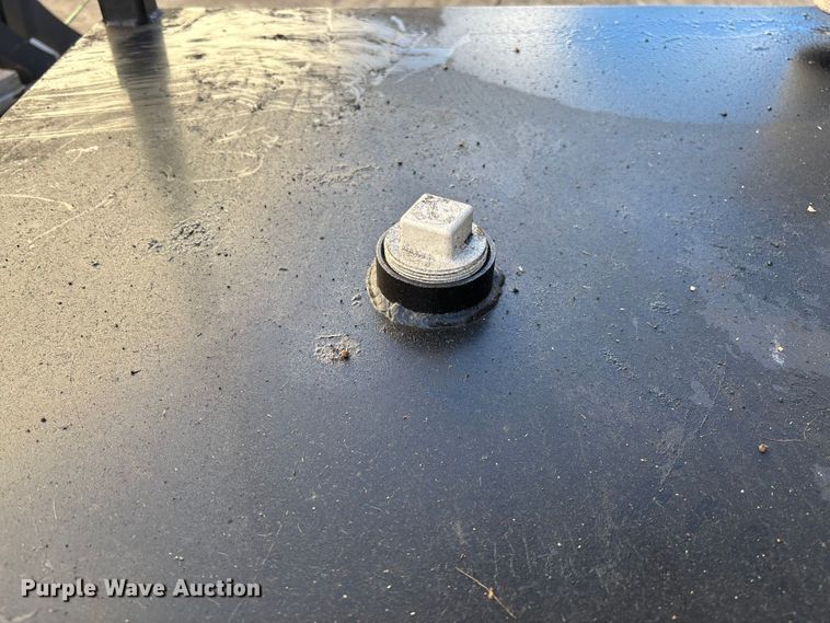 image for item FI1521 2004 Reznor RA140 waste oil heater