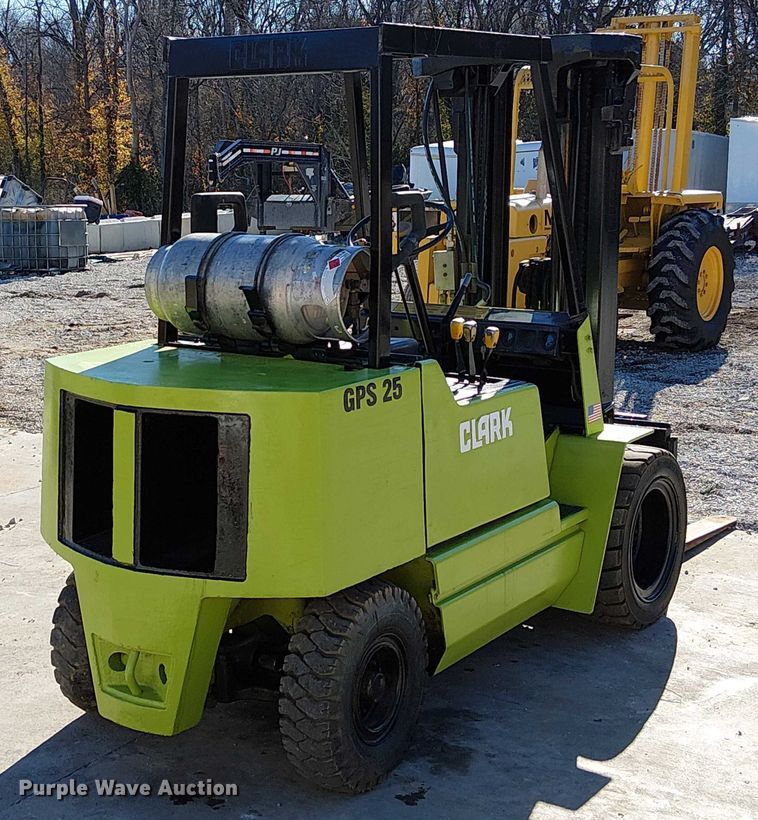 image for item FK0698 Clark GPS-30MB  forklift