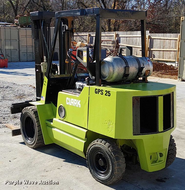 image for item FK0698 Clark GPS-30MB  forklift