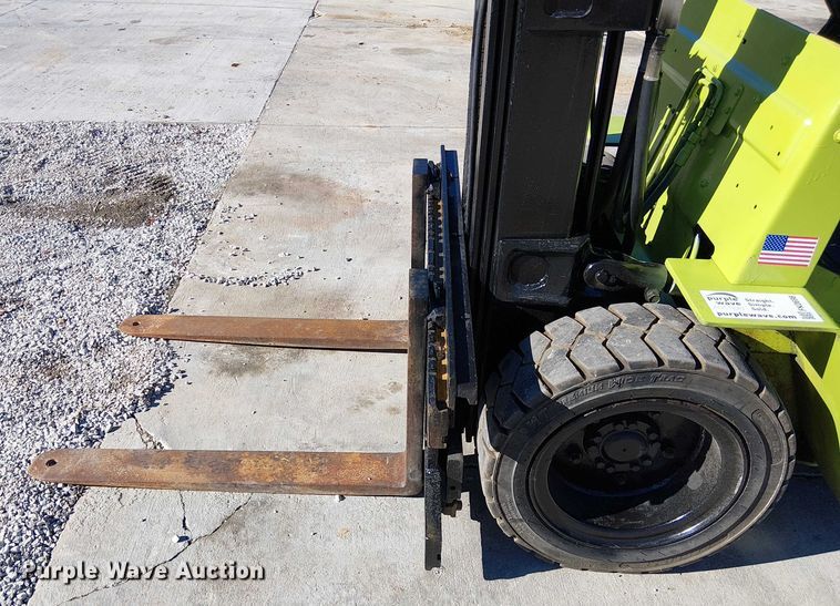 image for item FK0698 Clark GPS-30MB  forklift