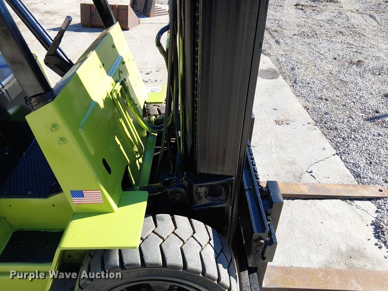 image for item FK0698 Clark GPS-30MB  forklift