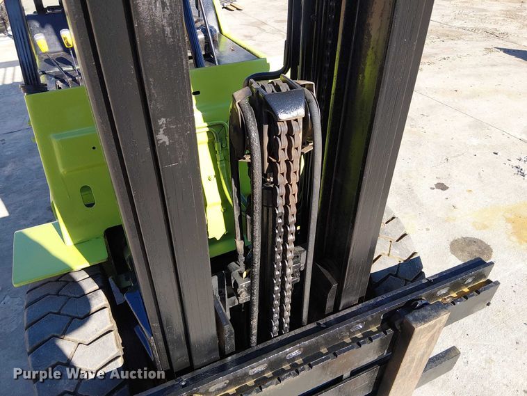 image for item FK0698 Clark GPS-30MB  forklift