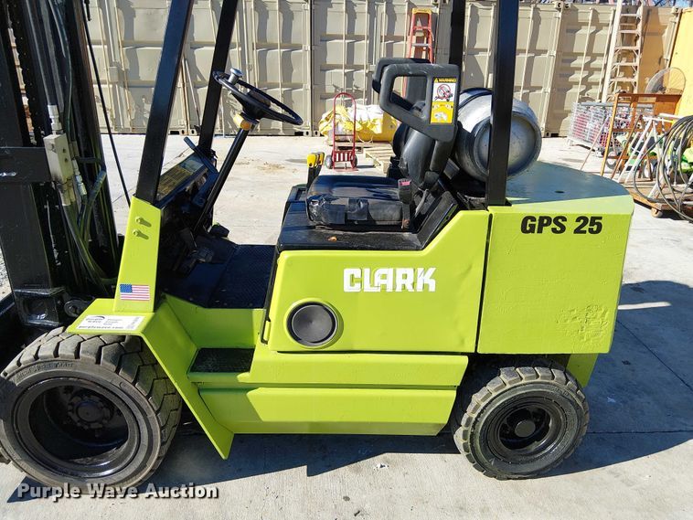 image for item FK0698 Clark GPS-30MB  forklift