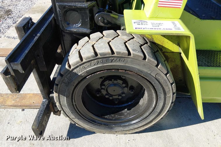 image for item FK0698 Clark GPS-30MB  forklift