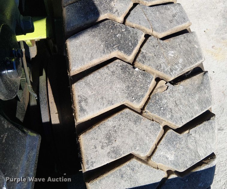 image for item FK0698 Clark GPS-30MB  forklift