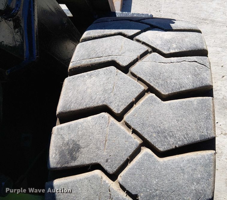 image for item FK0698 Clark GPS-30MB  forklift