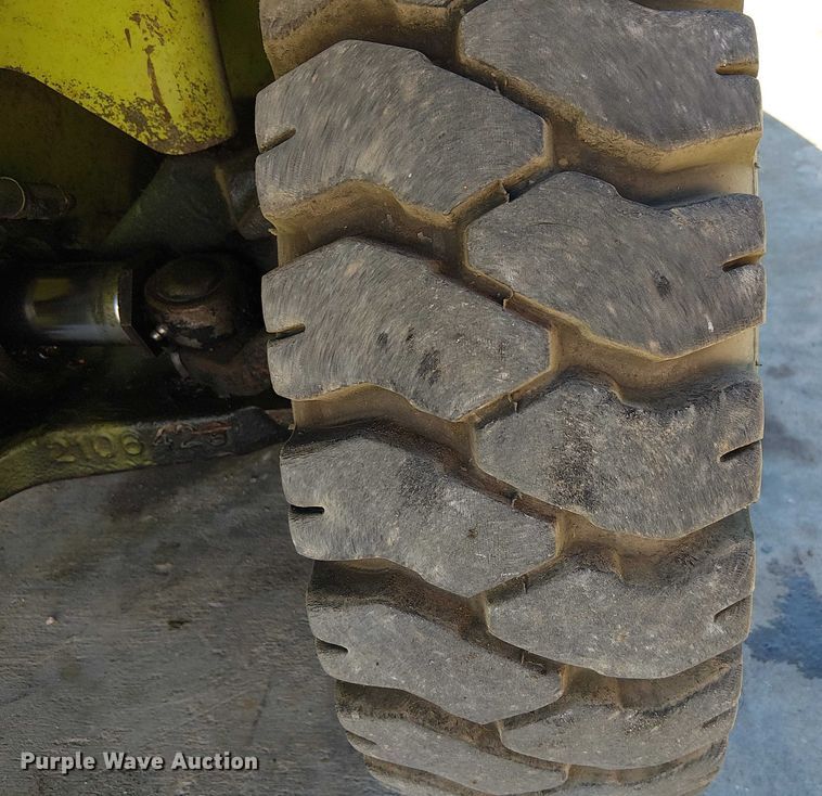 image for item FK0698 Clark GPS-30MB  forklift