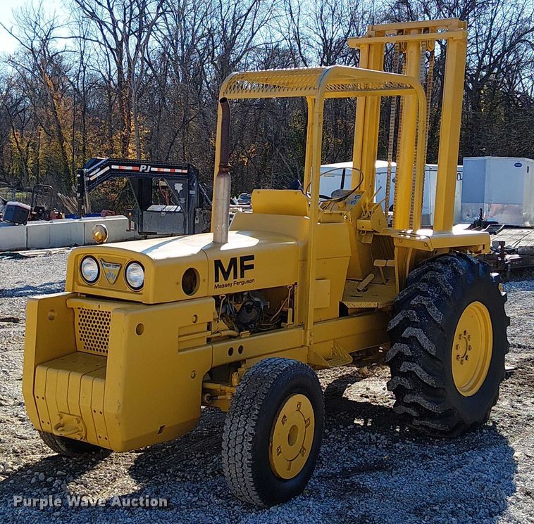image for item FK0699 Massey Ferguson MF2500 forklift