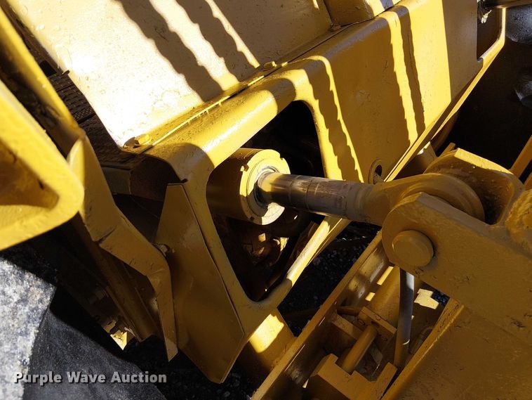 image for item FK0699 Massey Ferguson MF2500 forklift