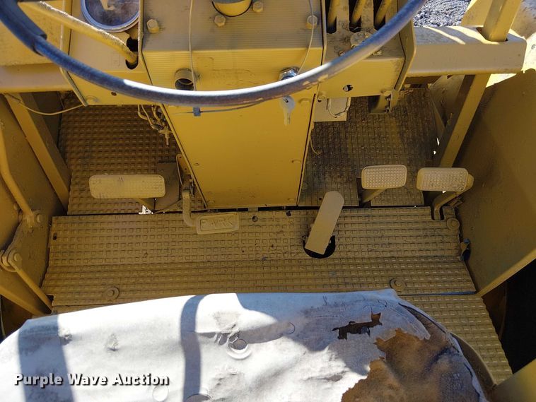 image for item FK0699 Massey Ferguson MF2500 forklift