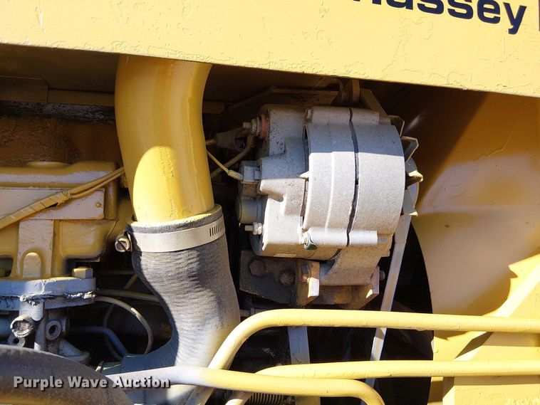 image for item FK0699 Massey Ferguson MF2500 forklift