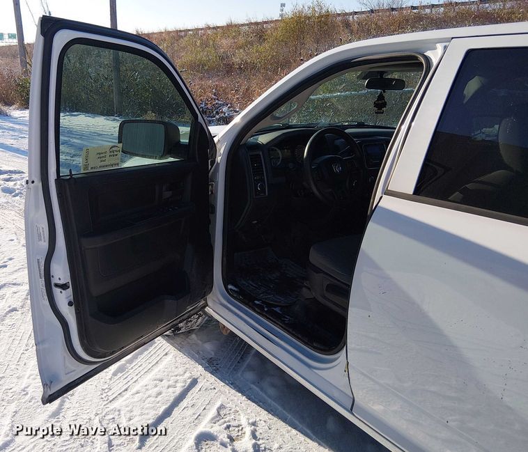 image for item FK0723 2014 RAM 1500 Crew Cab pickup truck