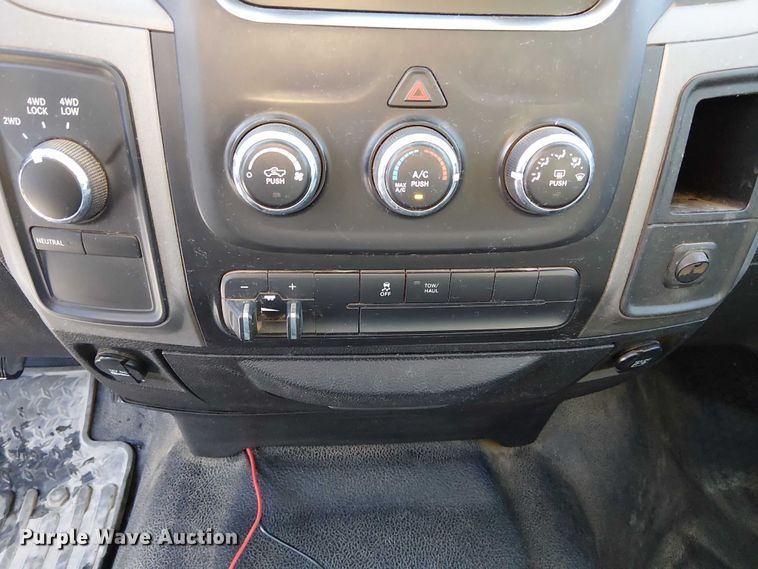 image for item FK0723 2014 RAM 1500 Crew Cab pickup truck