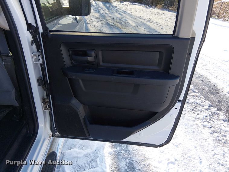 image for item FK0723 2014 RAM 1500 Crew Cab pickup truck