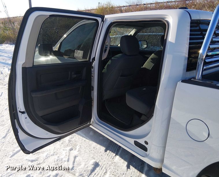 image for item FK0723 2014 RAM 1500 Crew Cab pickup truck