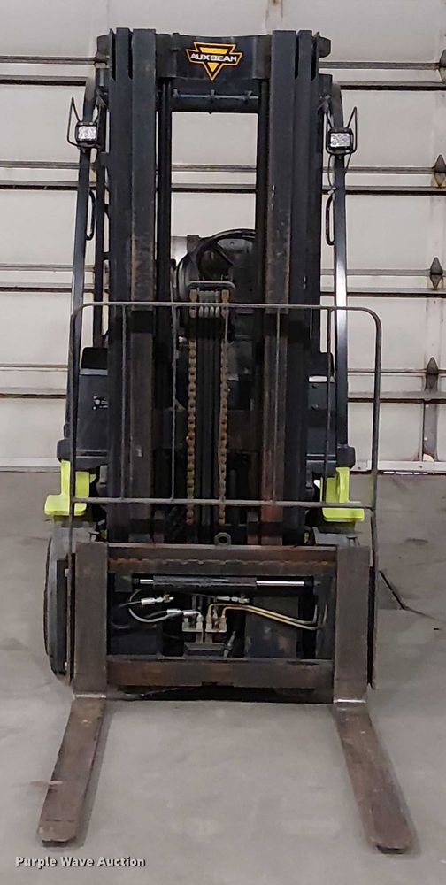 image for item FK0732 Clark C25CL forklift