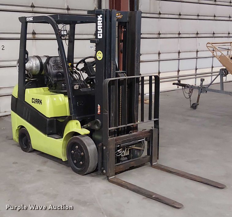 image for item FK0732 Clark C25CL forklift