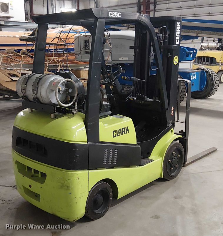 image for item FK0732 Clark C25CL forklift