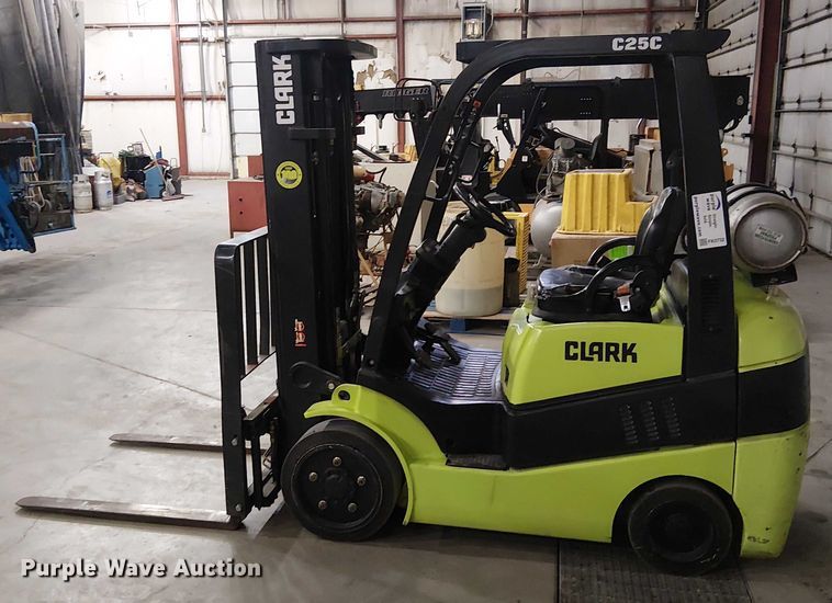 image for item FK0732 Clark C25CL forklift