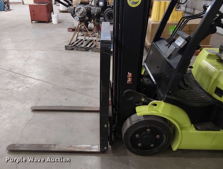 image for item FK0732 Clark C25CL forklift