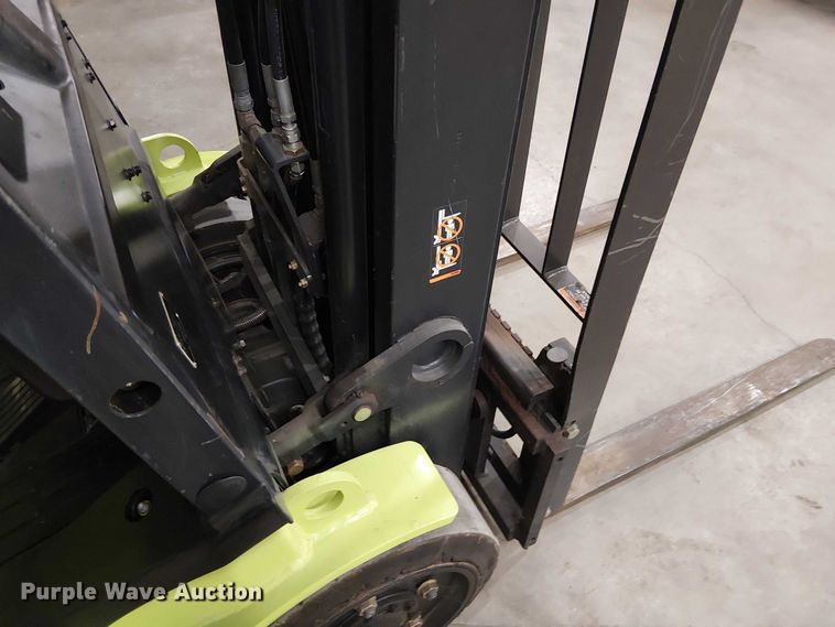image for item FK0732 Clark C25CL forklift