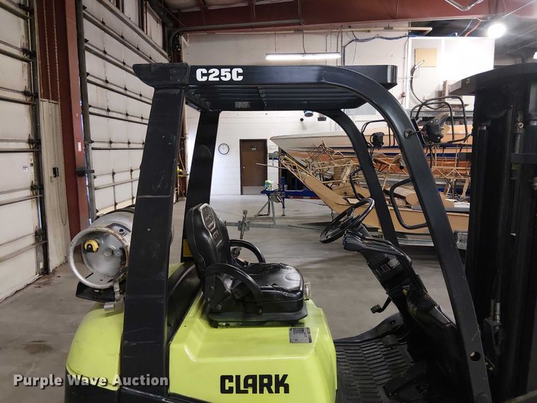 image for item FK0732 Clark C25CL forklift
