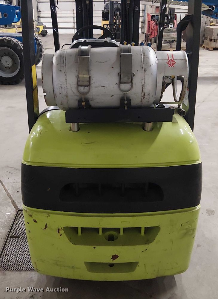 image for item FK0732 Clark C25CL forklift
