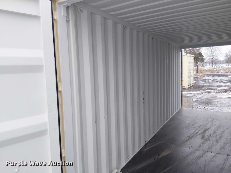 image for item FK0738 CIMC 1146A-22G1 shipping container
